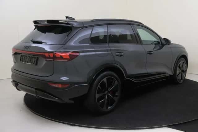Audi SQ6 (2025) thumbnail 5