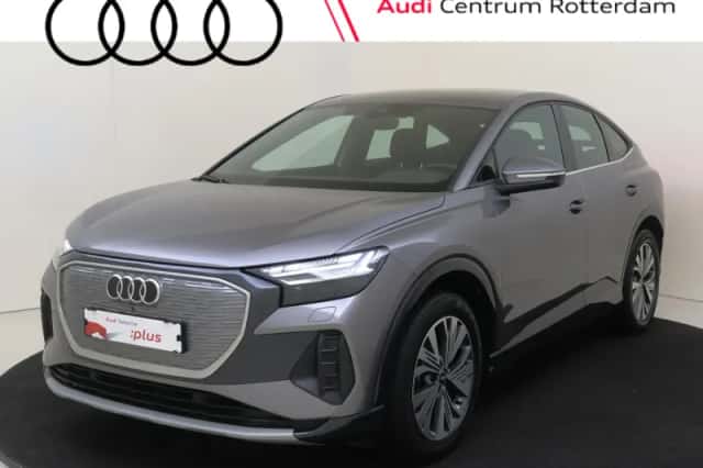 Audi Q4 (2022) thumbnail 1