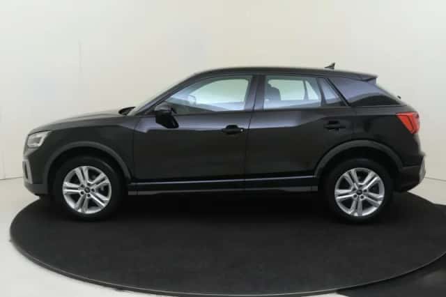 Audi Q2 (2023) thumbnail 2