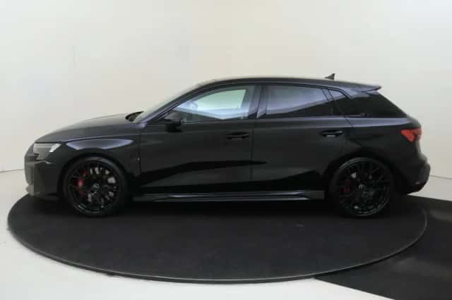 Audi A3 (2025) thumbnail 2