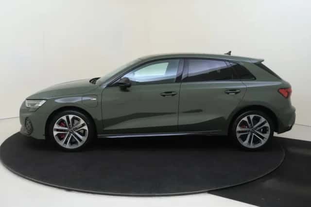 Audi A3 (2025) thumbnail 2