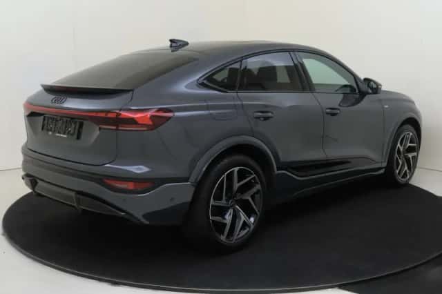 Audi Q6 (2026) thumbnail 2