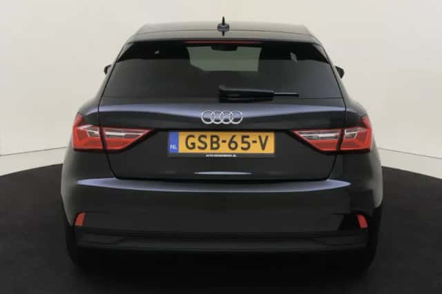 Audi A1 (2024) thumbnail 4
