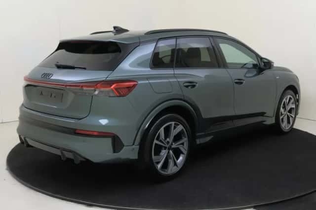 Audi Q4 e-tron (2026) thumbnail 2