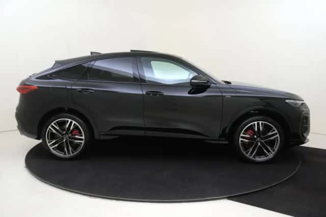Audi Q5 (2026) thumbnail 3