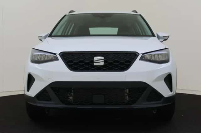 SEAT Arona (2025) thumbnail 4