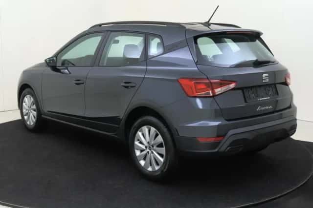 SEAT Arona (2025) thumbnail 3