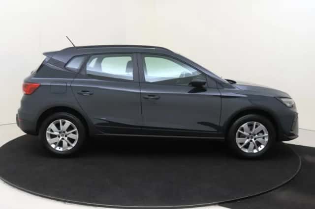 SEAT Arona (2026) thumbnail 6