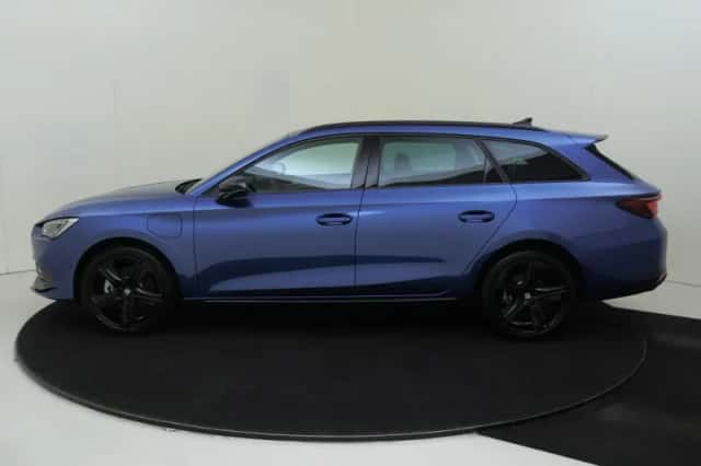 SEAT Leon Sportstourer (2026) thumbnail 2