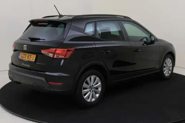 SEAT Arona (2025) thumbnail 5