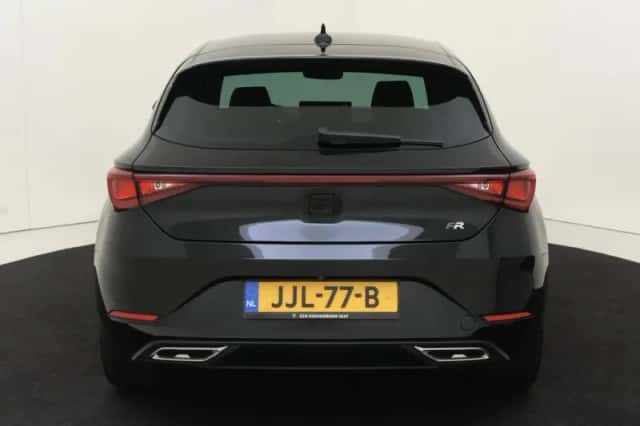 SEAT Leon (2025) thumbnail 4