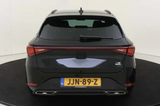 SEAT Leon Sportstourer (2025) thumbnail 4