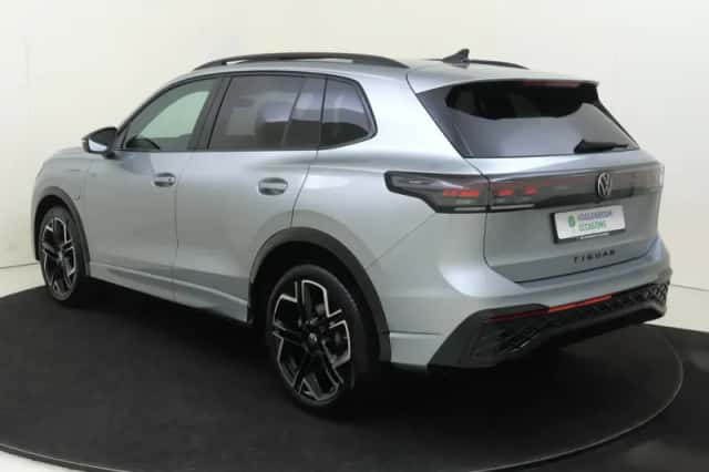 Volkswagen Tiguan (2025) thumbnail 5