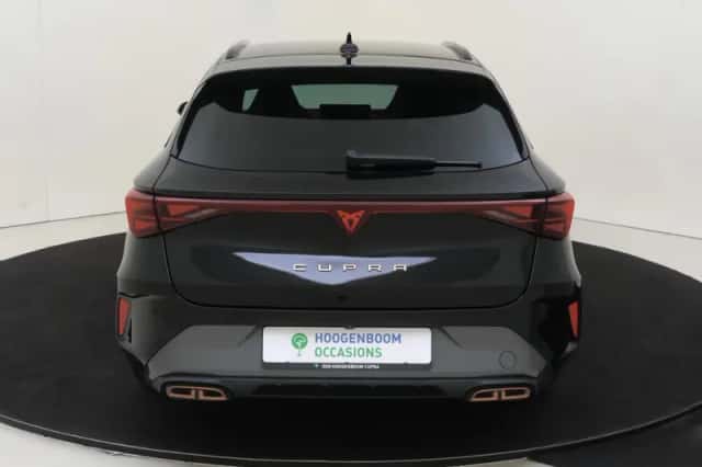 CUPRA Leon Sportstourer (2025) thumbnail 3