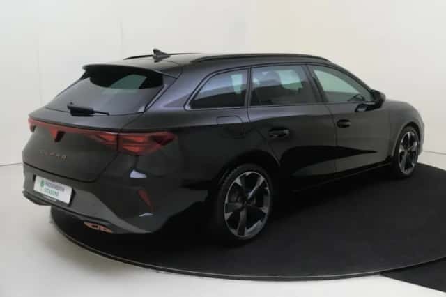 CUPRA Leon Sportstourer (2025) thumbnail 6