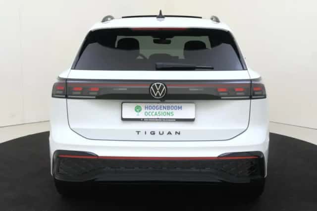 Volkswagen Tiguan (2025) thumbnail 4