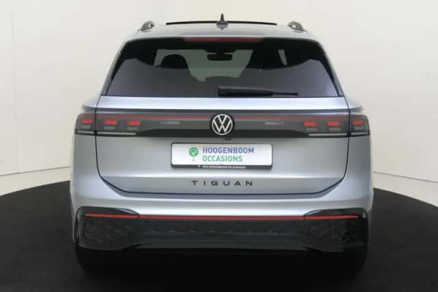 Volkswagen Tiguan (2025) thumbnail 4