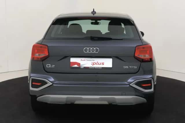 Audi Q2 (2023) thumbnail 4