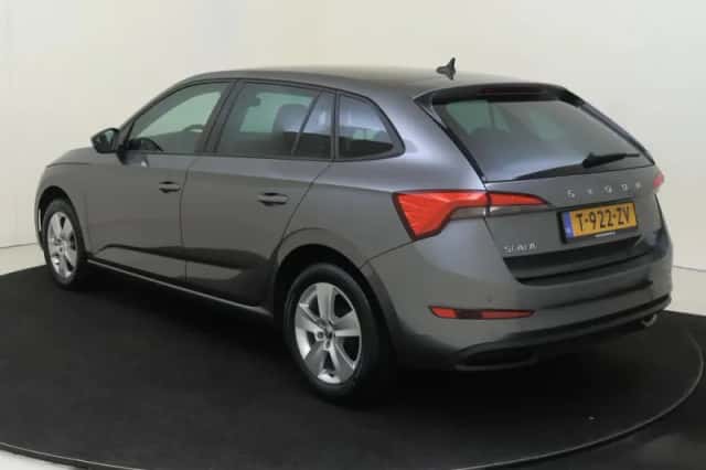Škoda Scala (2023) thumbnail 3