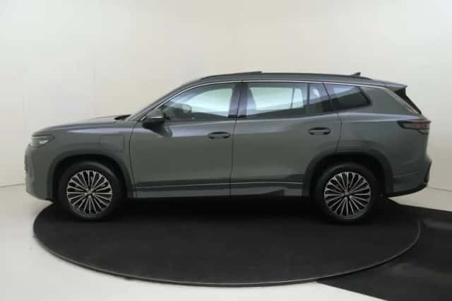Volkswagen Tayron (2025) thumbnail 2