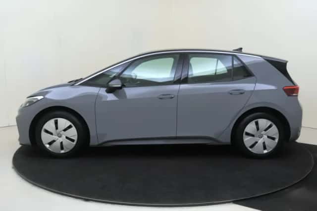 Volkswagen ID.3 (2024) thumbnail 2