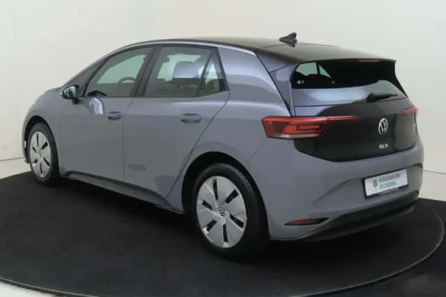 Volkswagen ID.3 (2024) thumbnail 3