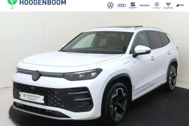 Volkswagen Tayron (2025) thumbnail 1