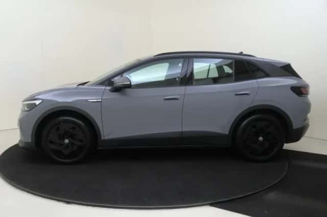 Volkswagen ID.4 (2023) thumbnail 2
