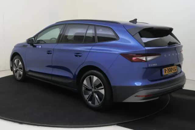 Škoda Enyaq (2022) thumbnail 3