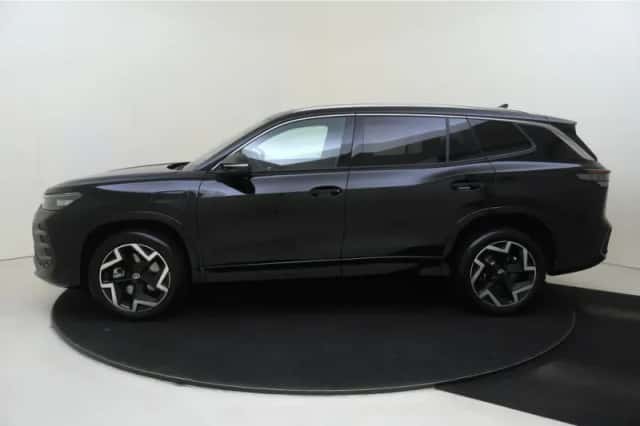 Volkswagen Tayron (2025) thumbnail 2