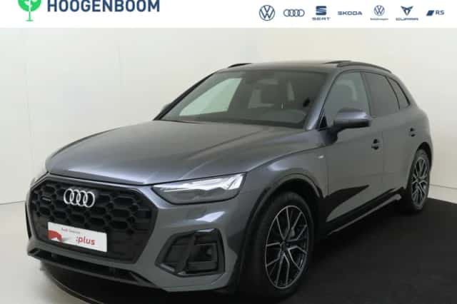 Audi Q5 (2022) thumbnail 1
