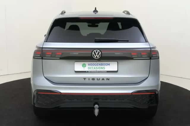 Volkswagen Tiguan (2025) thumbnail 4