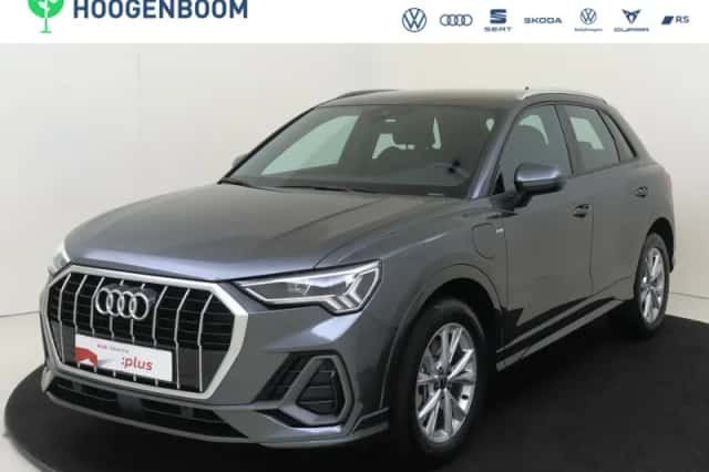 Audi Q3 (2023) thumbnail 1