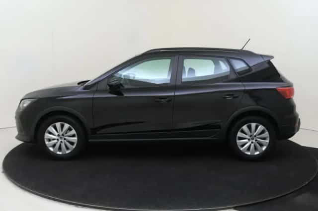 SEAT Arona (2024) thumbnail 2