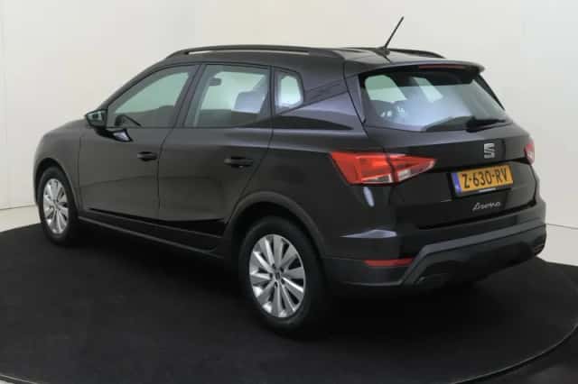 SEAT Arona (2024) thumbnail 3