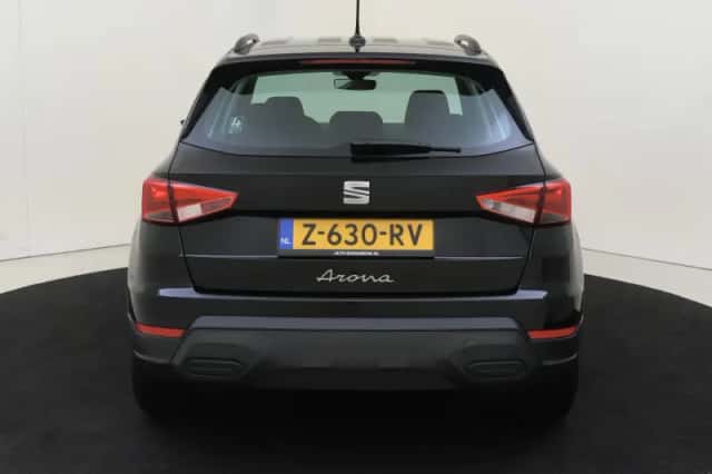 SEAT Arona (2024) thumbnail 4
