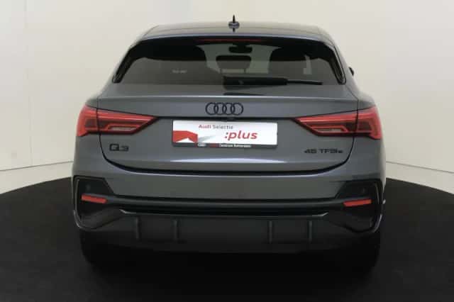 Audi Q3 (2024) thumbnail 4
