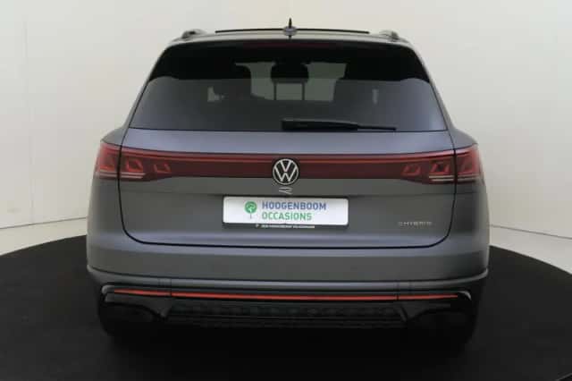 Volkswagen Touareg (2025) thumbnail 4
