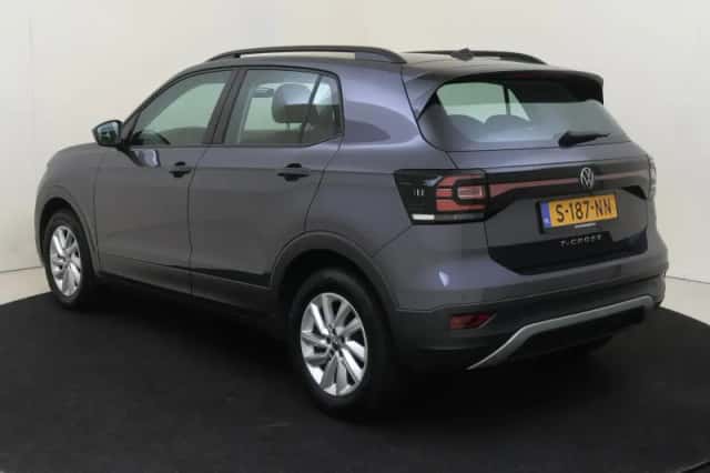 Volkswagen T-Cross (2023) thumbnail 3