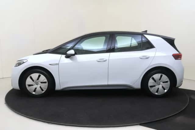 Volkswagen ID.3 (2023) thumbnail 2