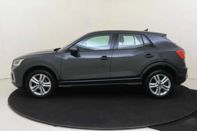 Audi Q2 (2023) thumbnail 2