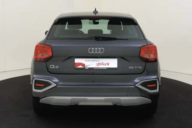 Audi Q2 (2023) thumbnail 4