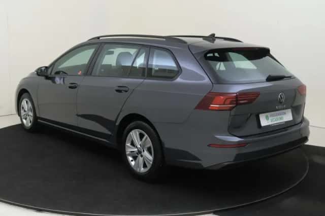 Volkswagen Golf (2025) thumbnail 3