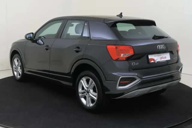 Audi Q2 (2023) thumbnail 3