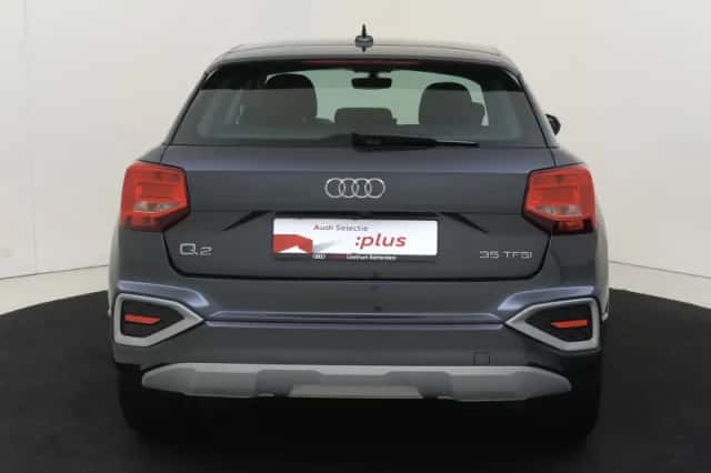 Audi Q2 (2023) thumbnail 4