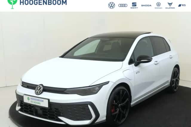 Volkswagen Golf (2025) thumbnail 1