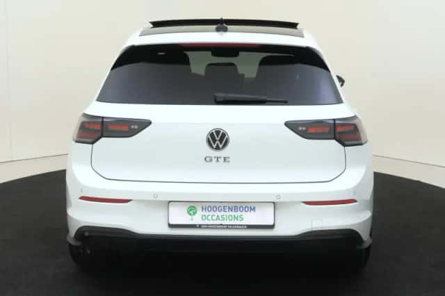 Volkswagen Golf (2025) thumbnail 4