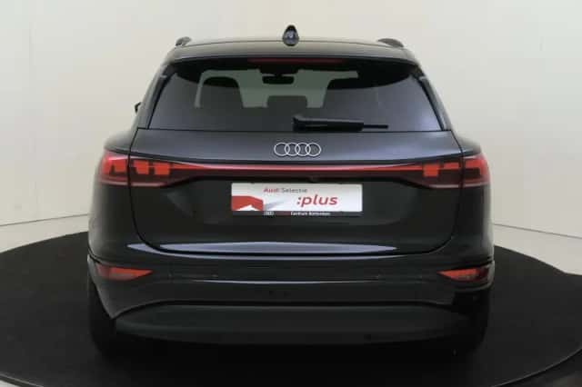 Audi Q6 e-tron (2026) thumbnail 4