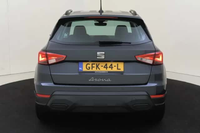 SEAT Arona (2024) thumbnail 4