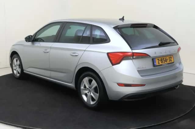 Škoda Scala (2024) thumbnail 3